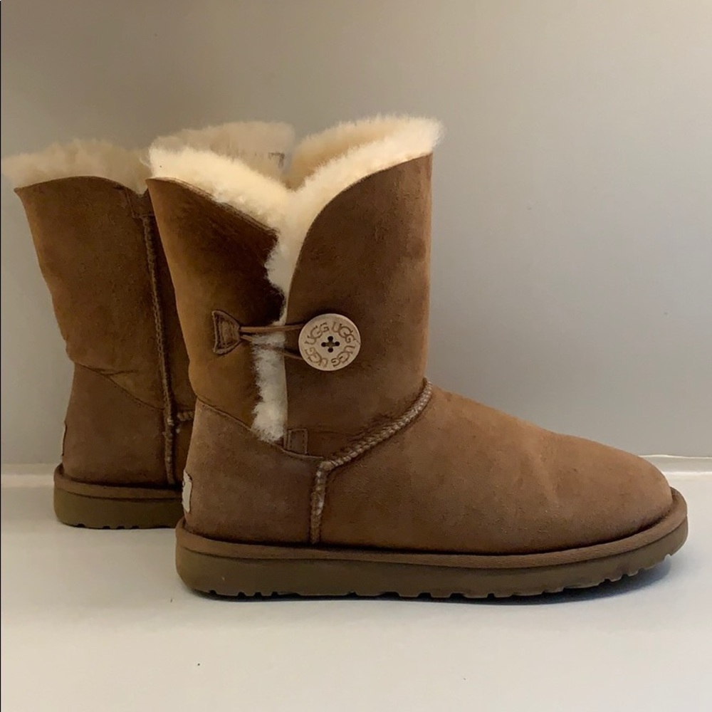 UGG Brown Winter Boots with Cream Fur